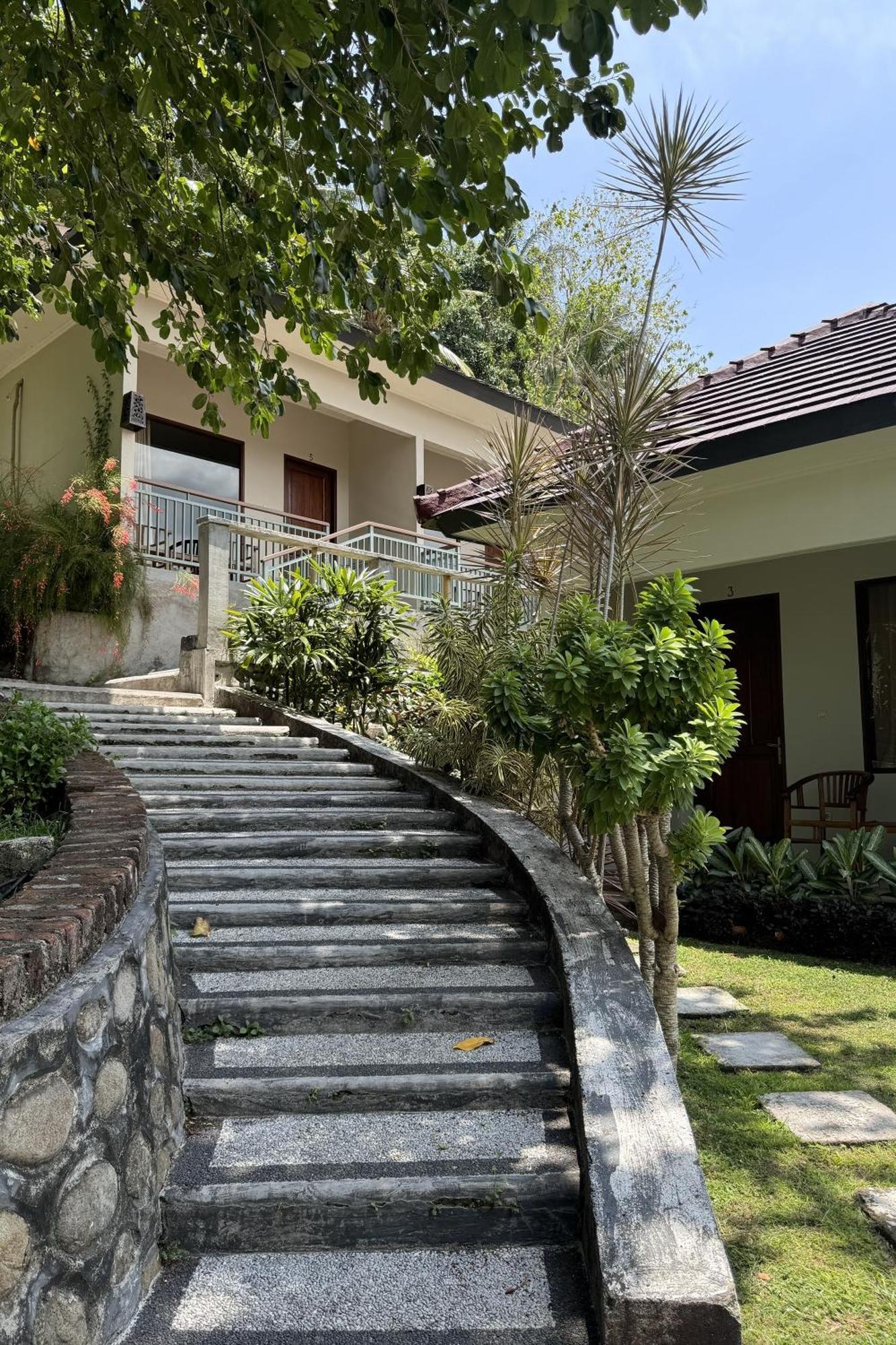 Senggigi Cottages Lombok Exterior foto