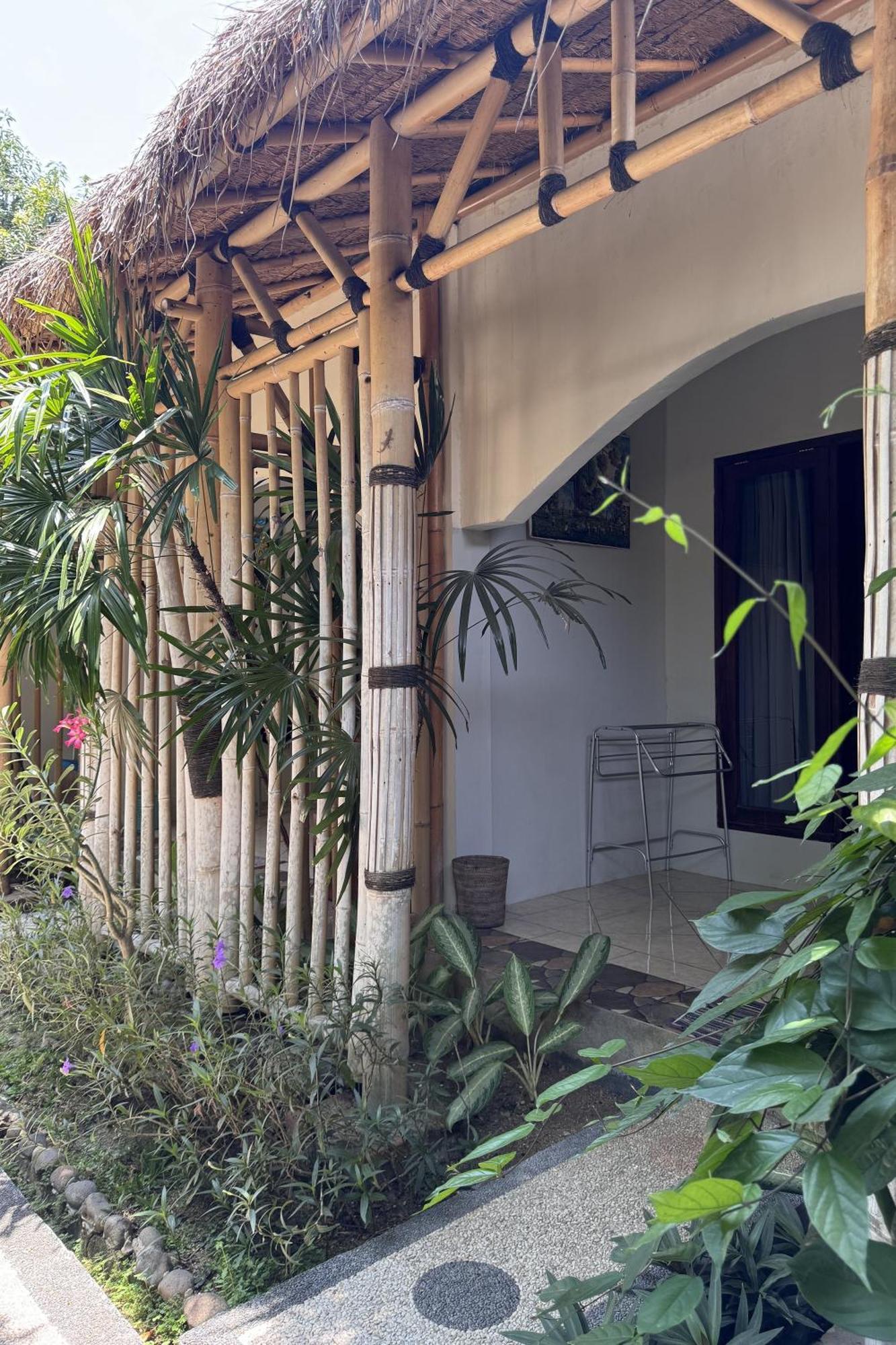 Senggigi Cottages Lombok Exterior foto